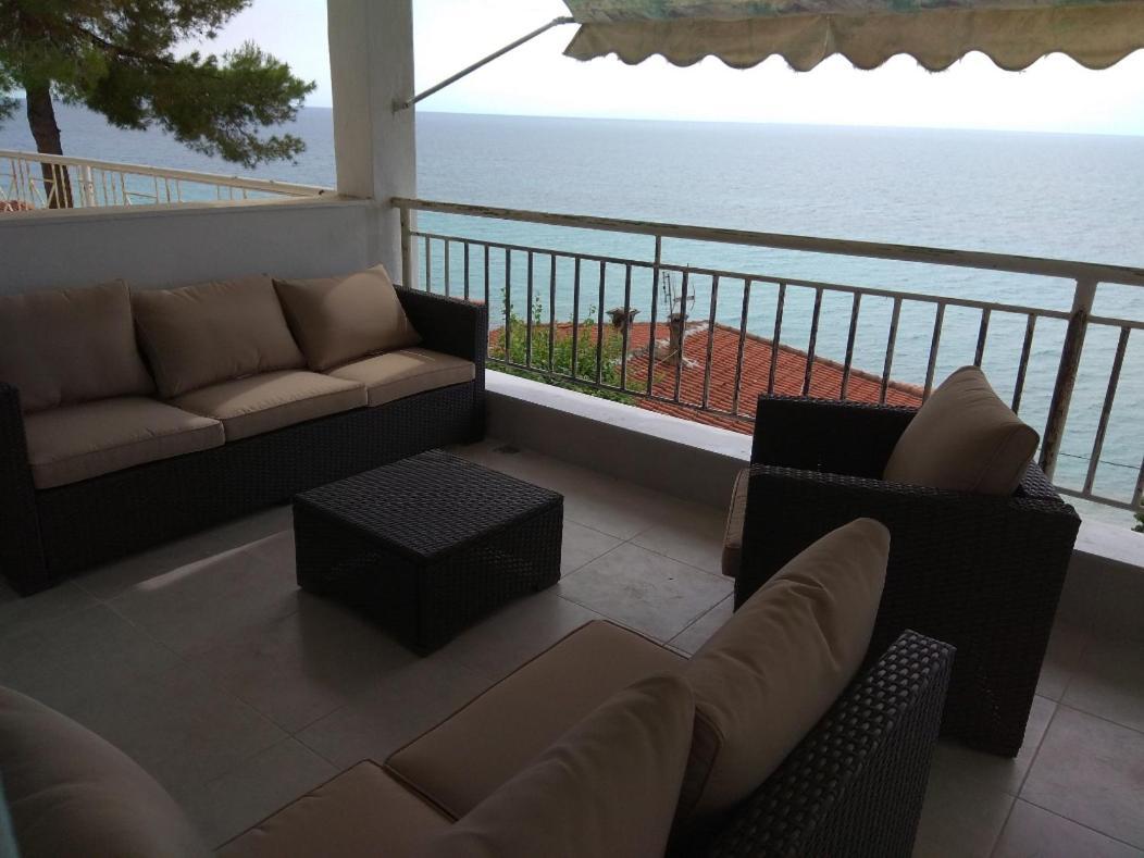 Villa By The Sea With Great View Siviri Exterior foto