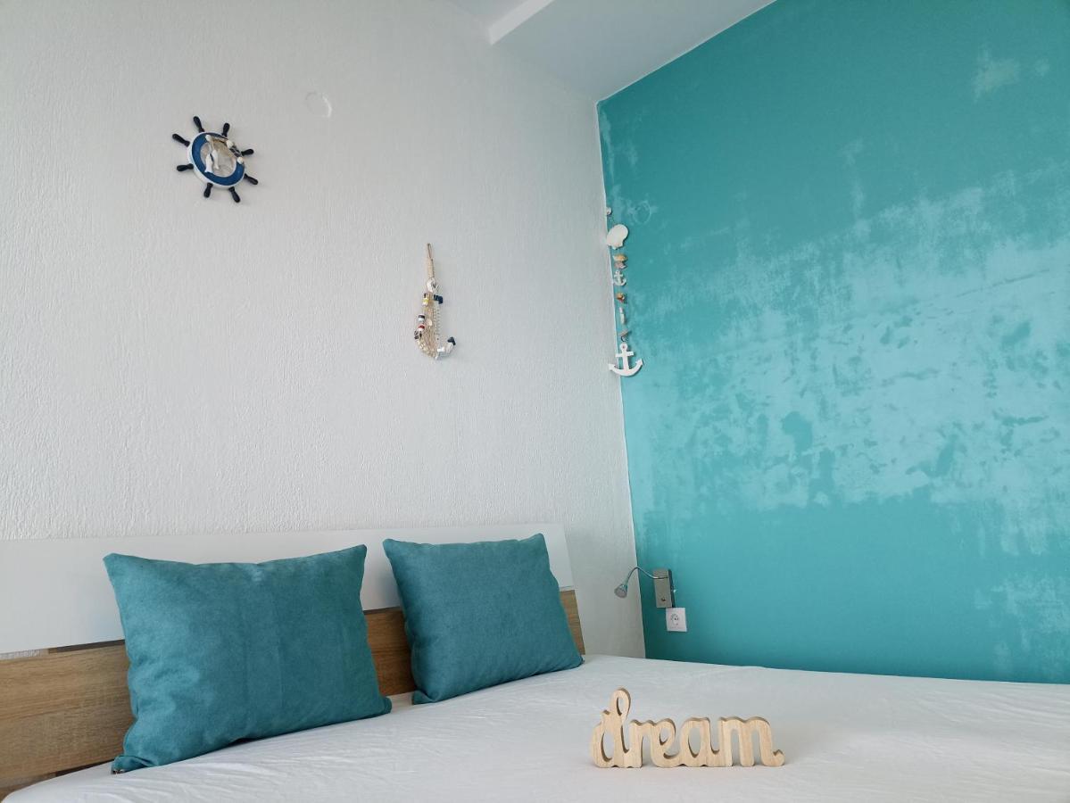 Villa By The Sea With Great View Siviri Exterior foto