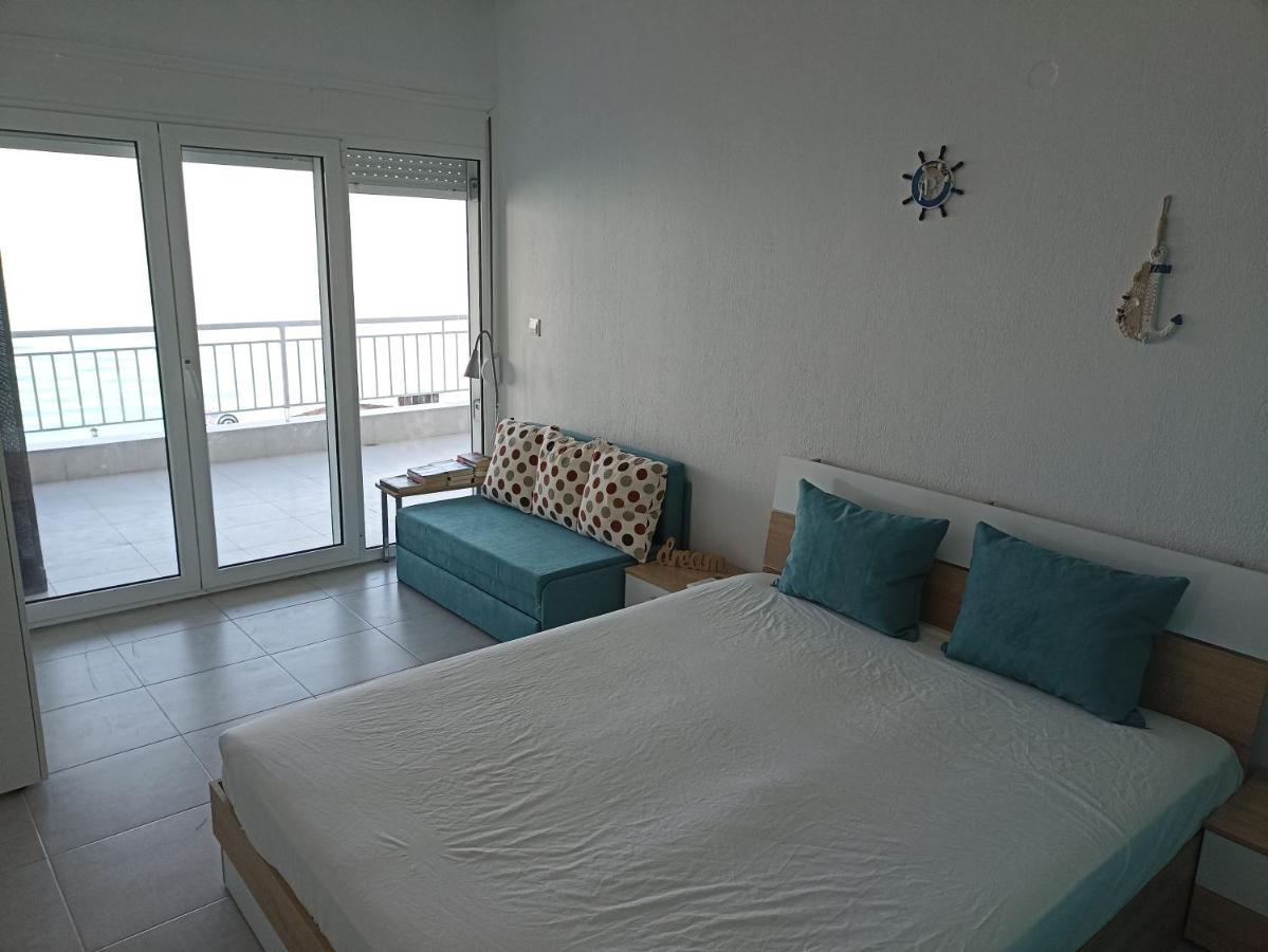 Villa By The Sea With Great View Siviri Exterior foto